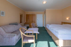 250412 1342 1626 hdr