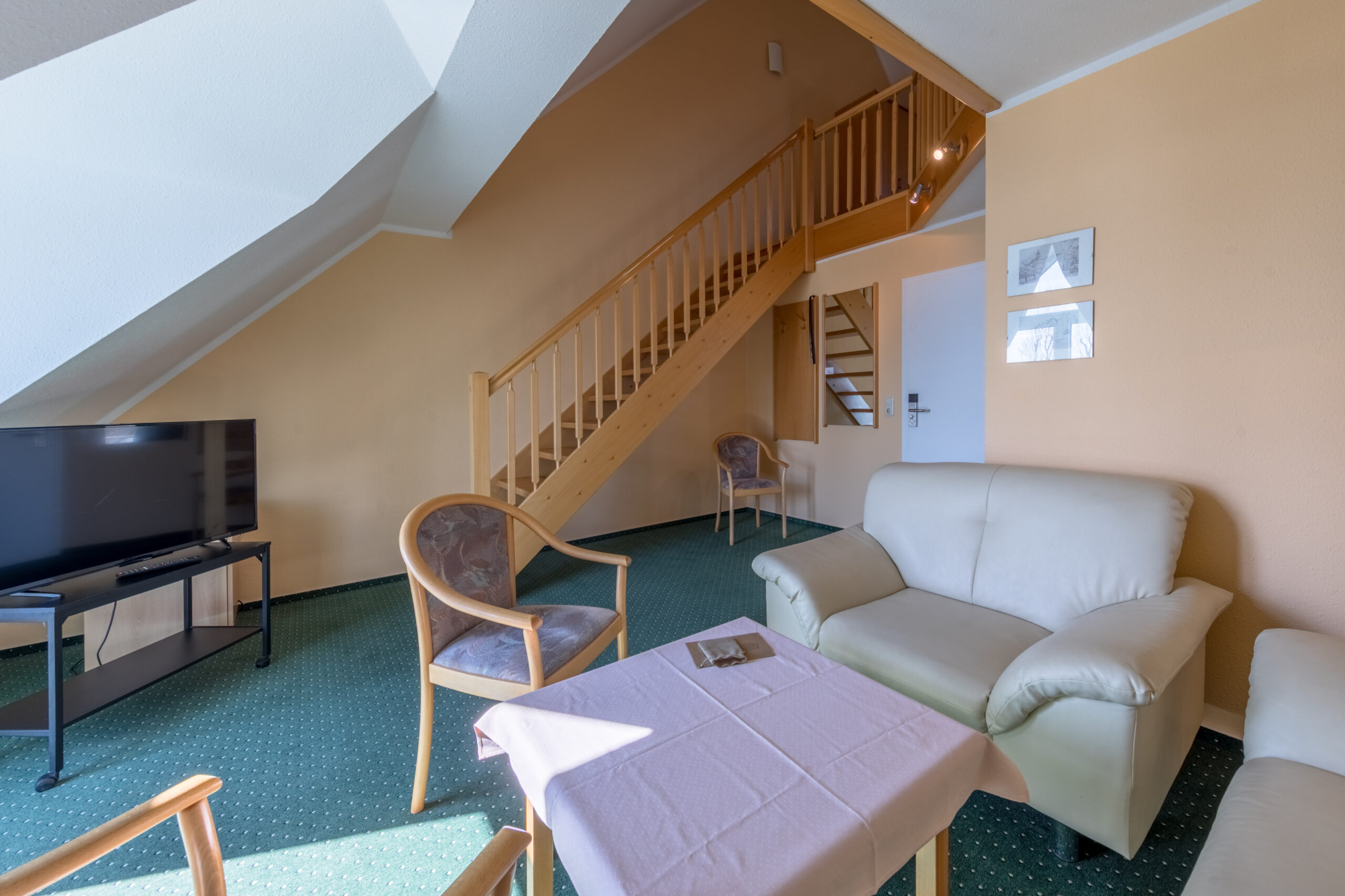 250412 1426 1720 hdr